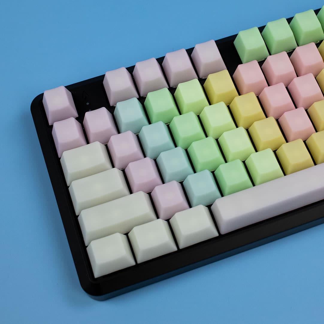 OEM Happy Rainbow POM keycaps on keyboard close | Flashquark Mechanical Keyboard Store OEM Happy Rainbow POM keycaps on keyboard close